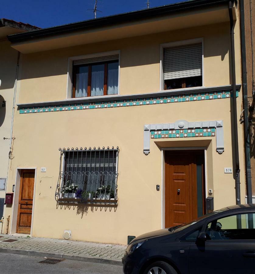 Villa Casa Mario Dei Pini Viareggio Exterior foto